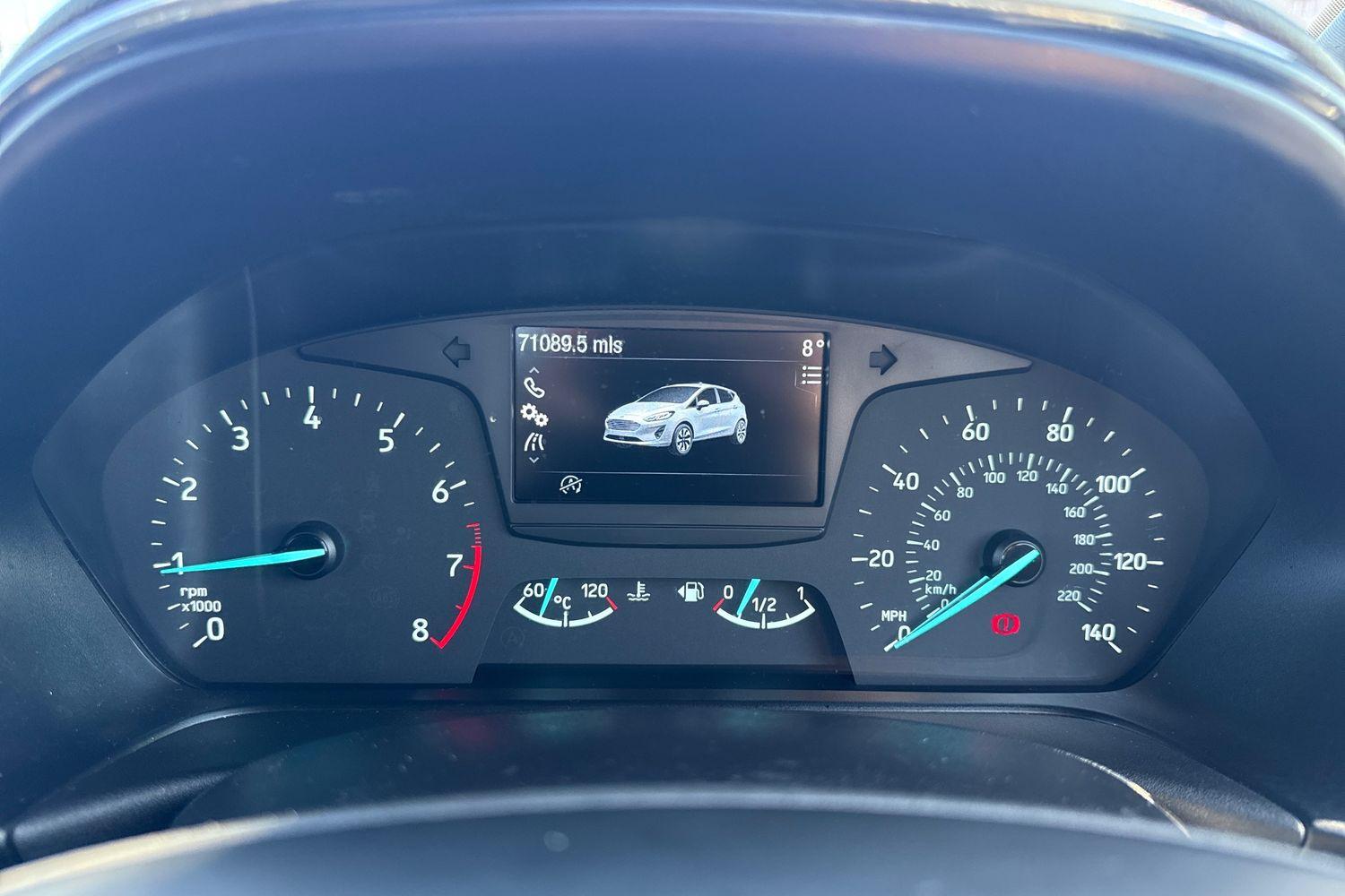 Ford FIESTA Photo 12