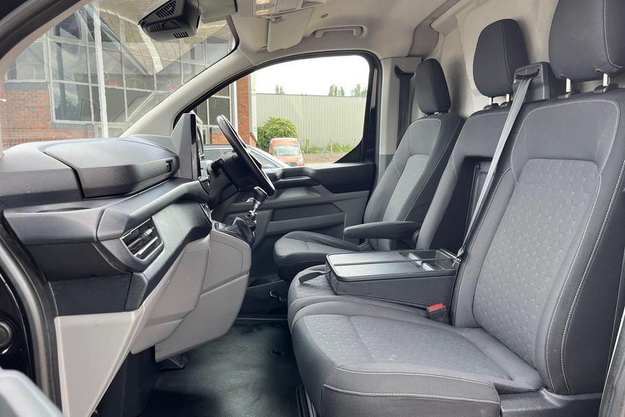 Used Ford TRANSIT CUSTOM LJ24JDP 26