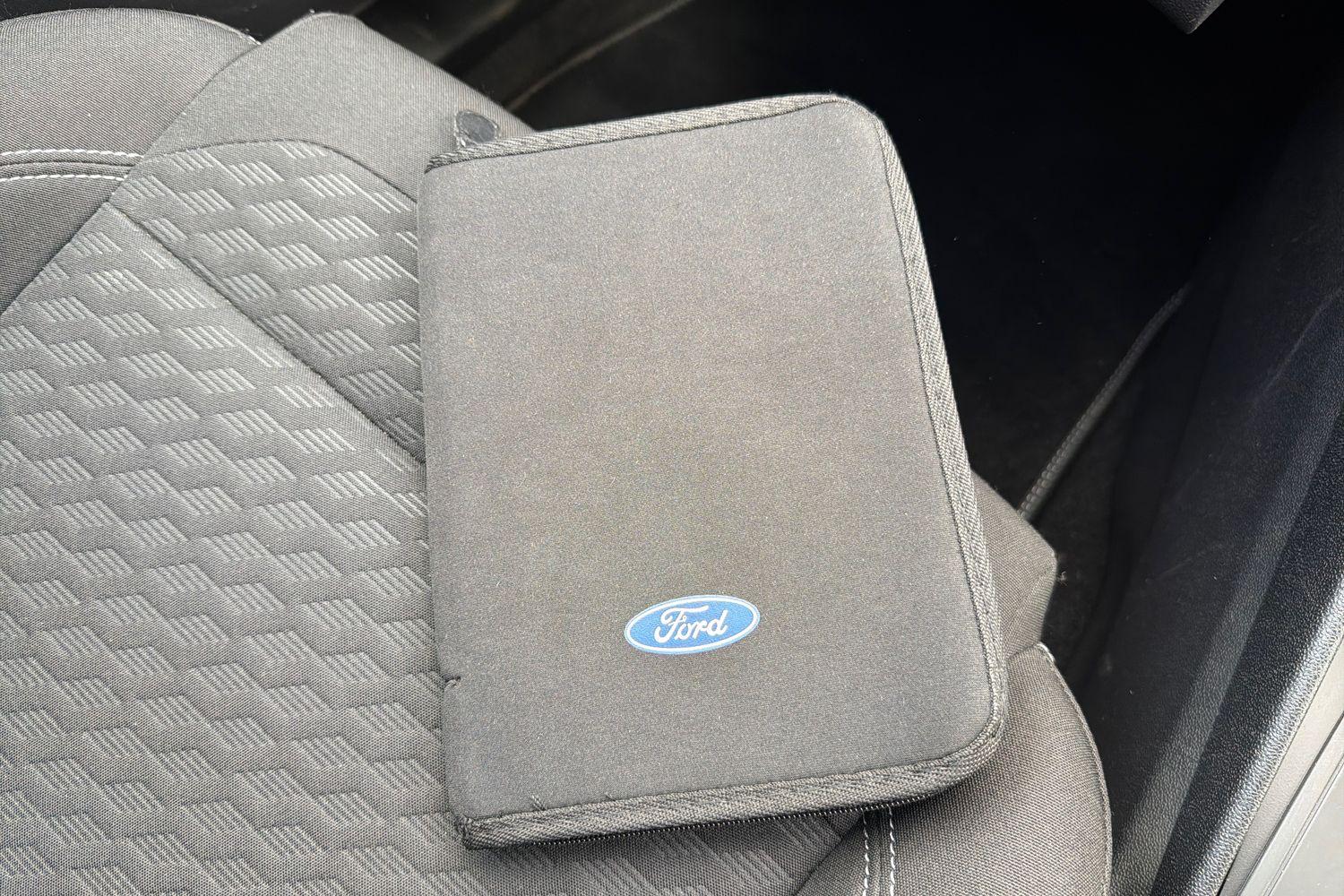 Ford FIESTA Photo 21