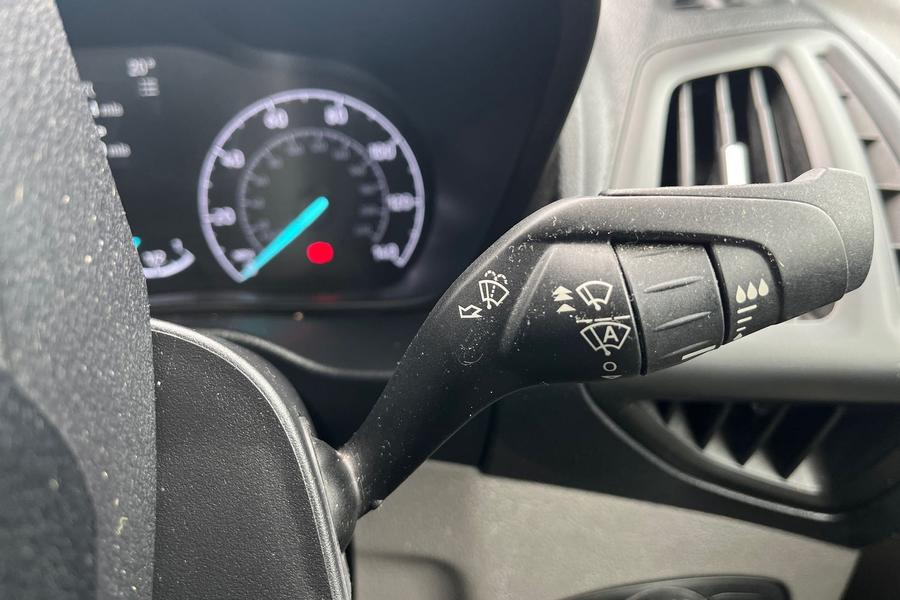 Ford TRANSIT CONNECT Photo autoimg-6ba06fa9b31a2b916aa8855edc0af0fe1a2f68c1.jpg