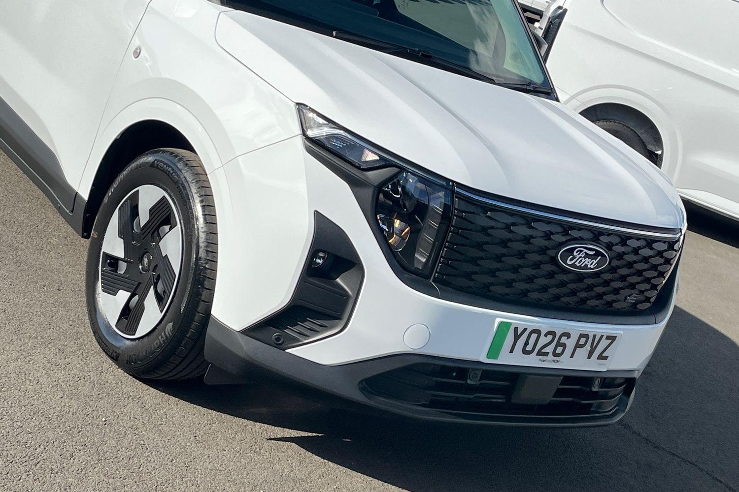 Ford TRANSIT E-COURIER Photo 40