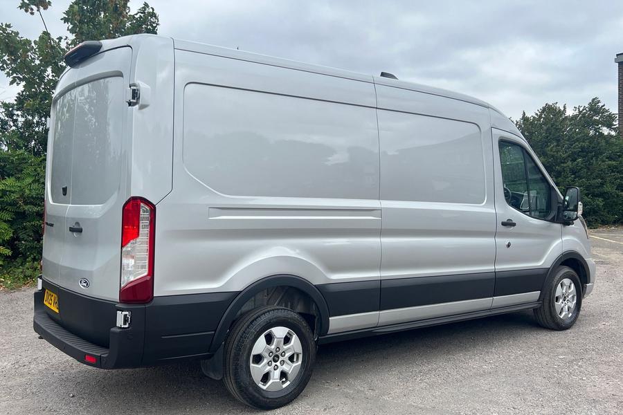 Ford TRANSIT Photo autoimg-6ba34427bf075d86e7afcd6da603f634389195a8.jpg