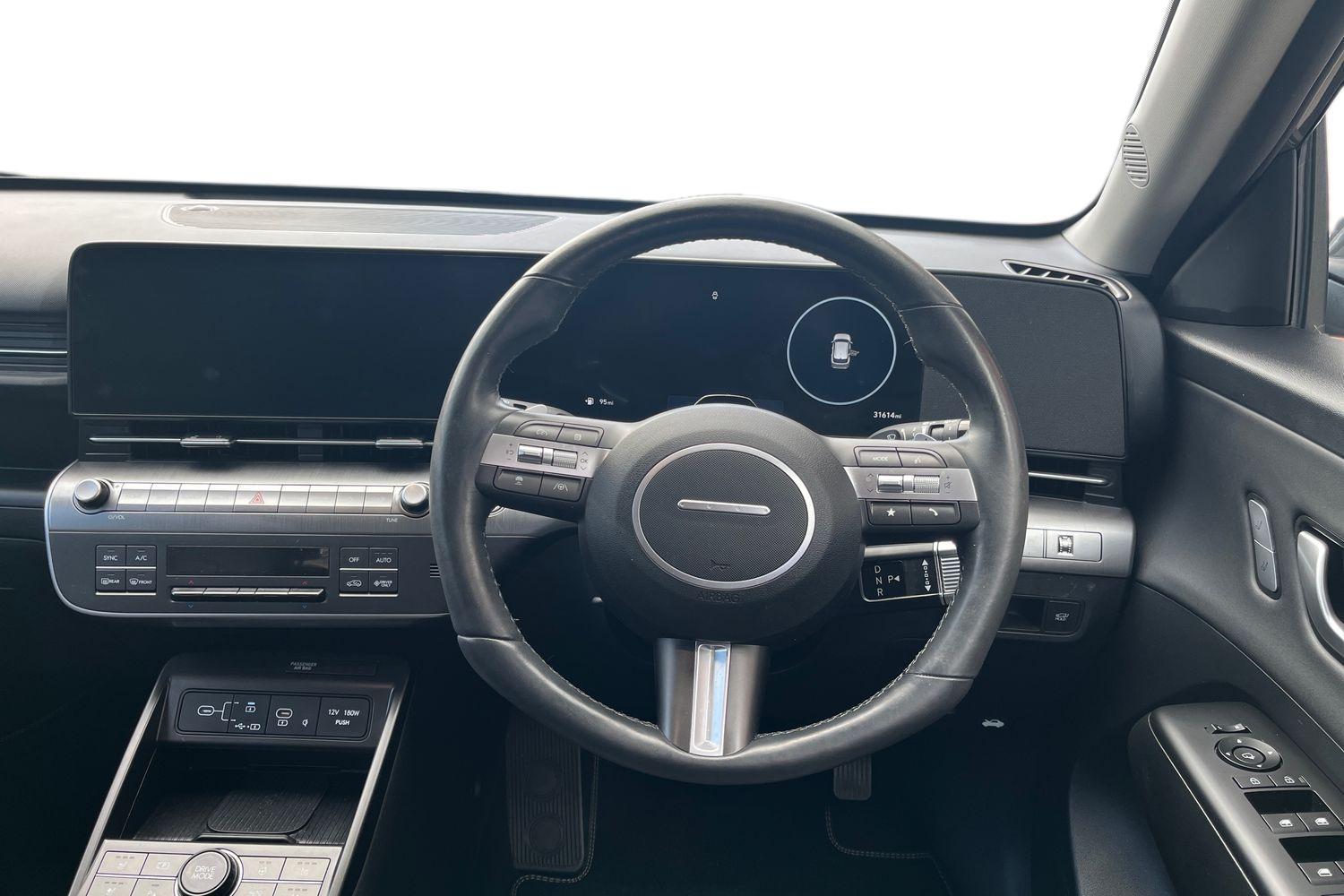 Hyundai KONA Photo 10