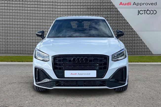 AUDI Q2 Photo 8