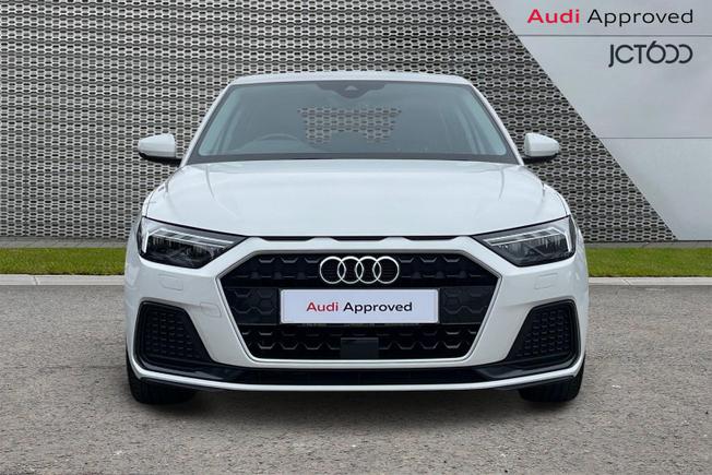 AUDI A1 Photo 8