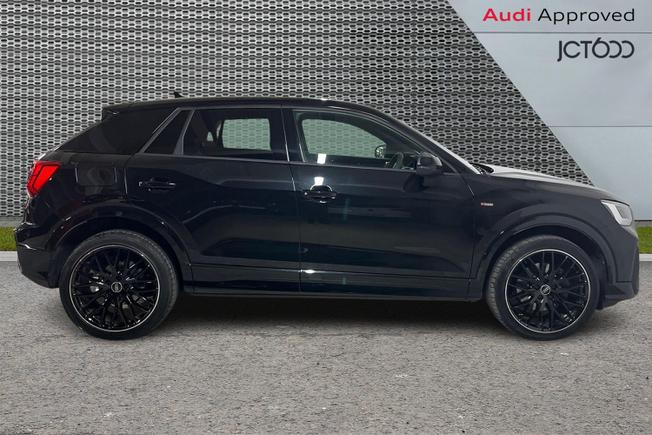 AUDI Q2 Photo 4
