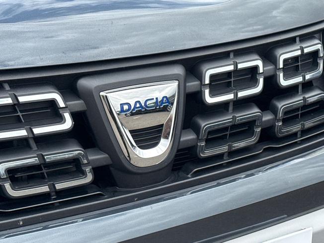 DACIA Duster Photo 22