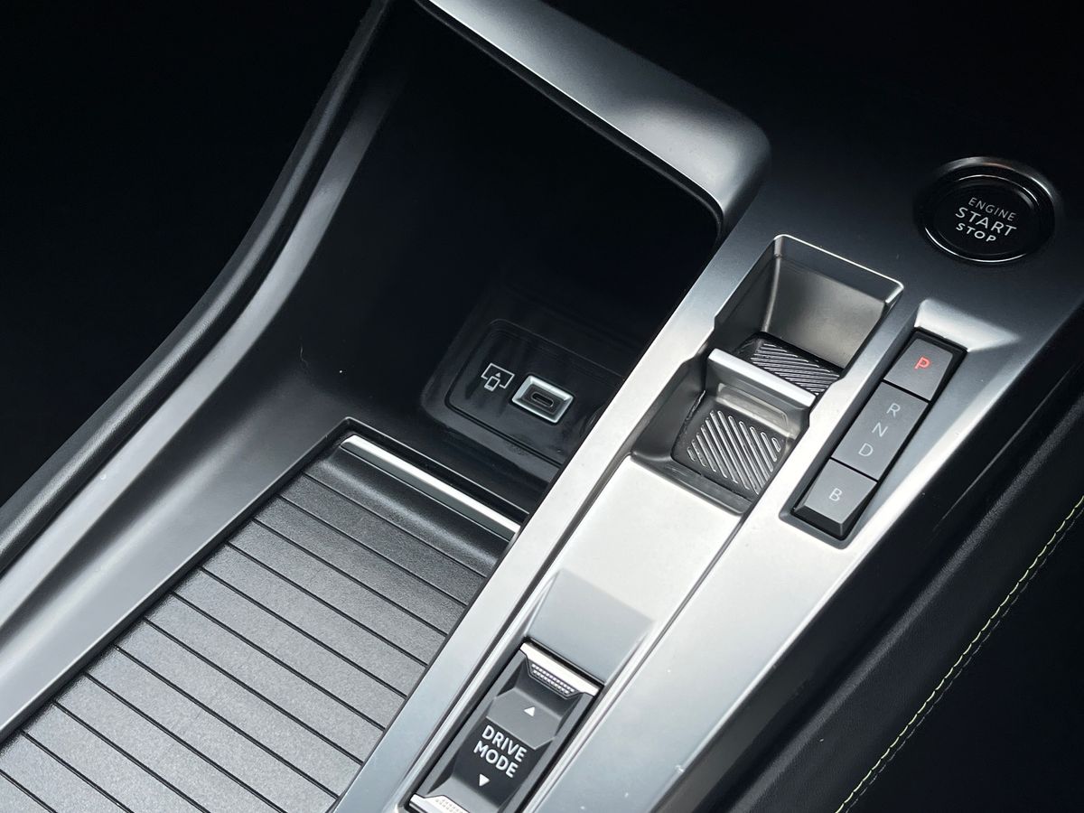 Peugeot 308 SW Photo 13