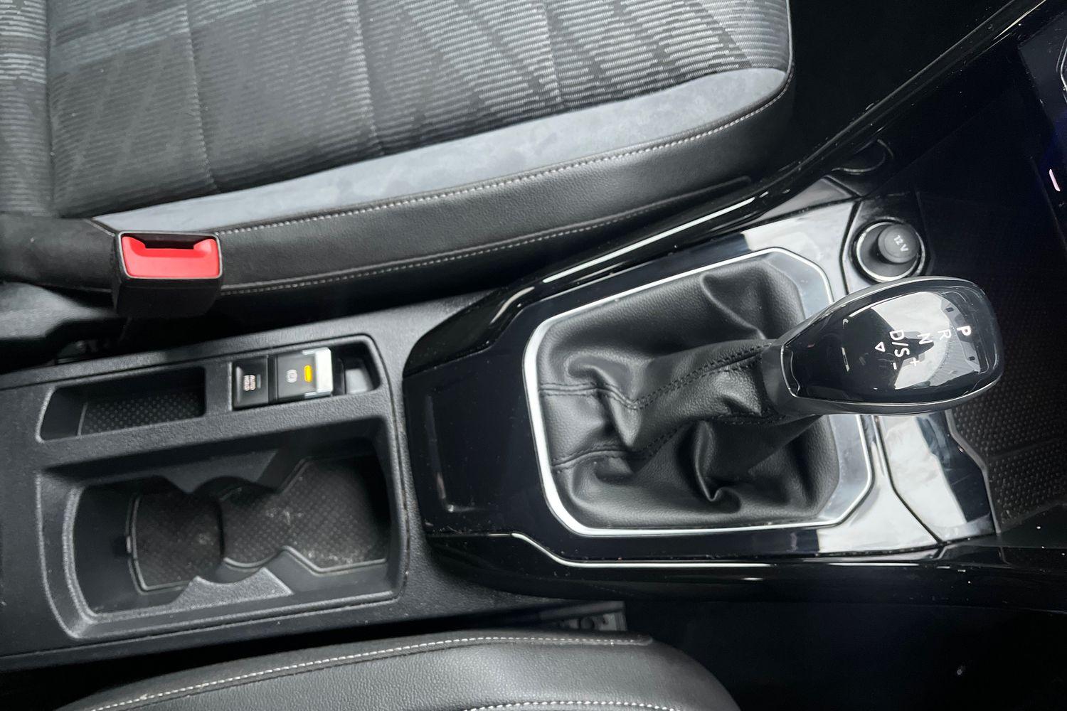 Volkswagen T-ROC Photo 30