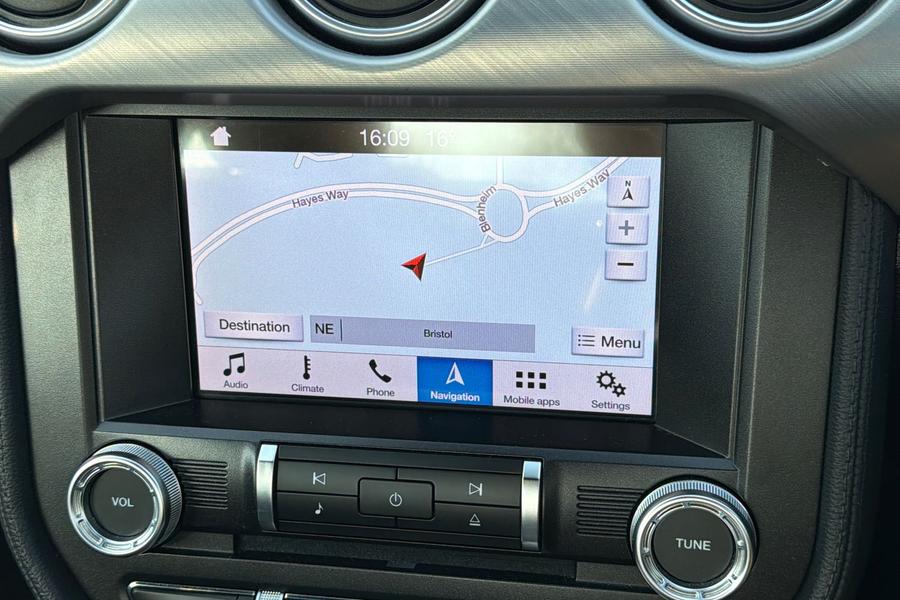 Ford MUSTANG Photo autoimg-6bbb01e45dbf97b790e6f57e026dc40ad309d137.jpg