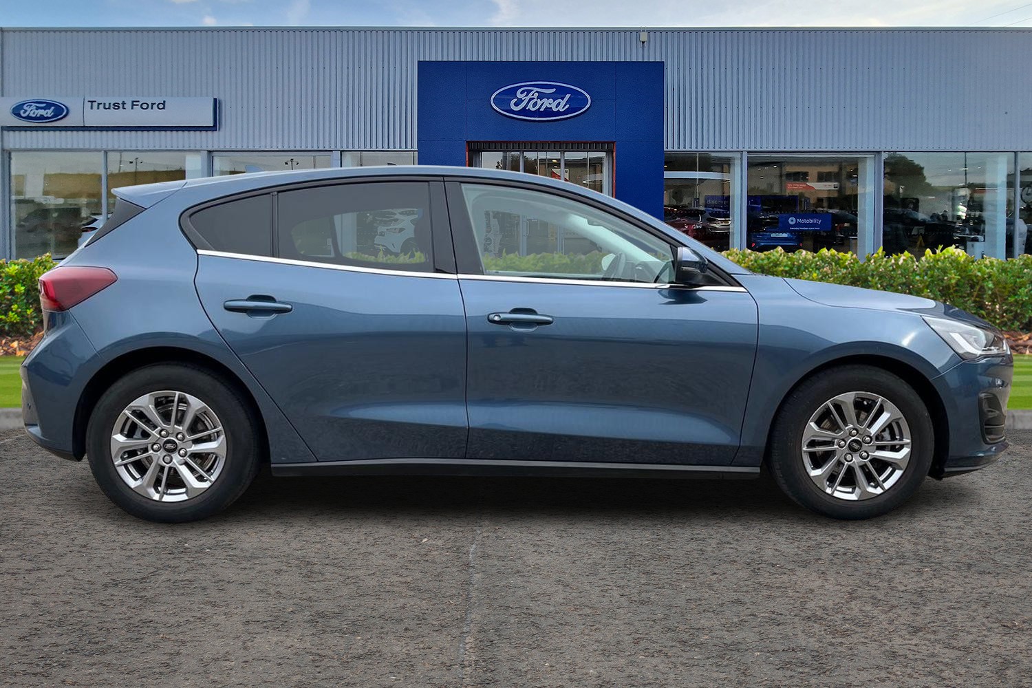 Ford Focus Photo 2