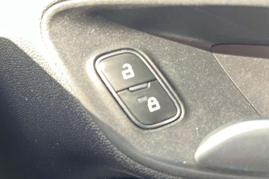 Ford FIESTA Photo autoimg-6bc0e7fa39379dc404363d0fe1d12b7486a31b9b.jpg