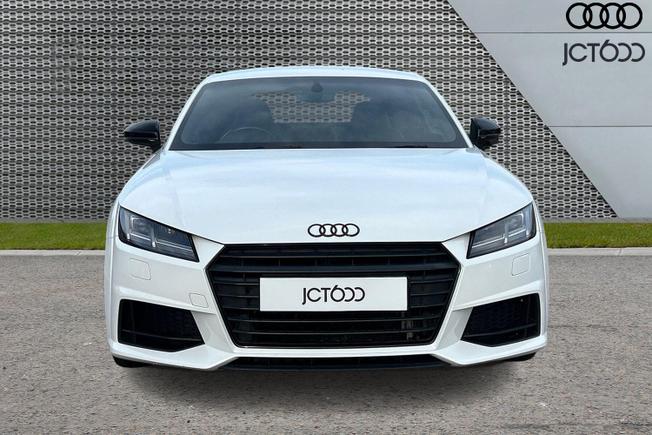 AUDI TT Photo 8