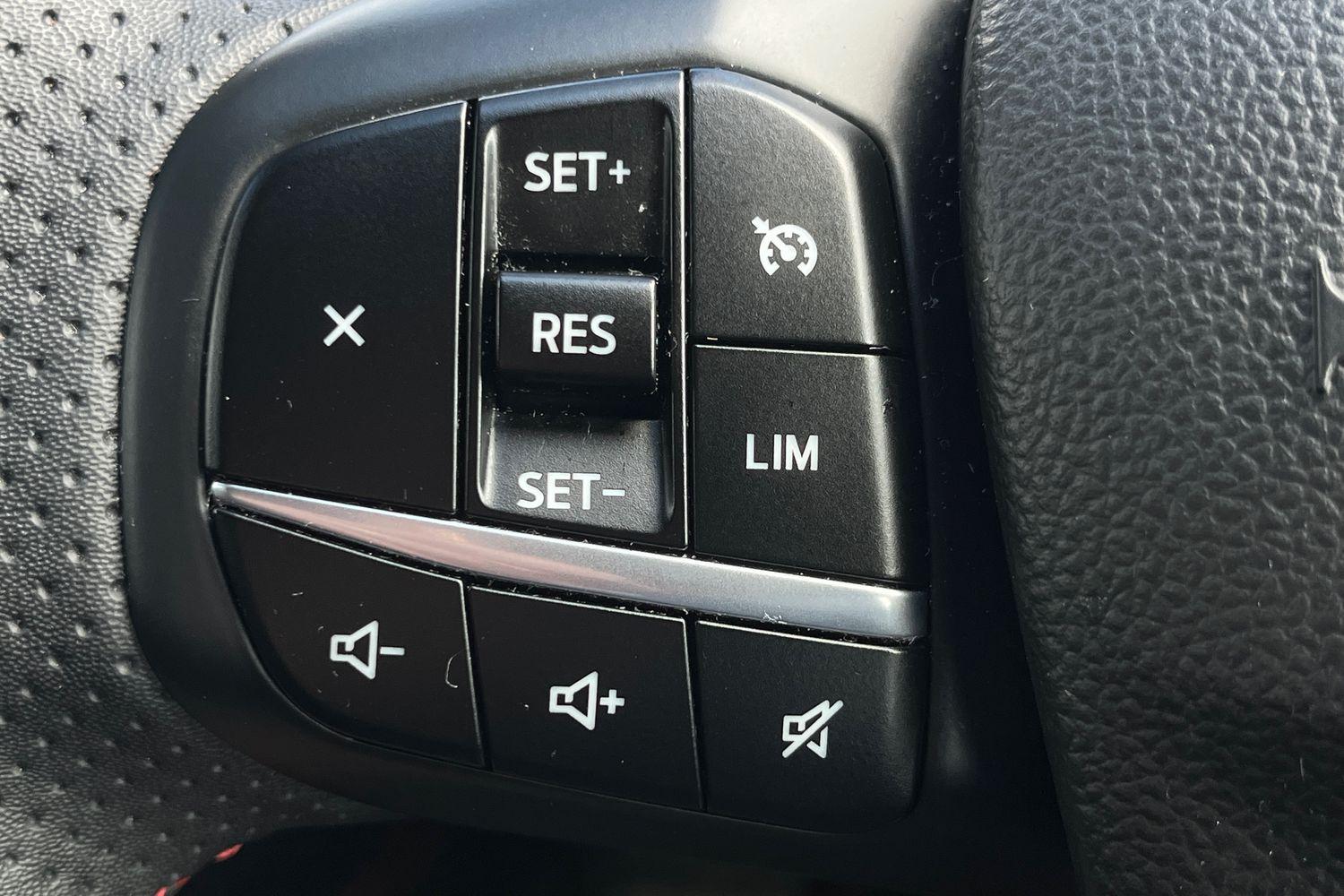 Ford KUGA Photo 24