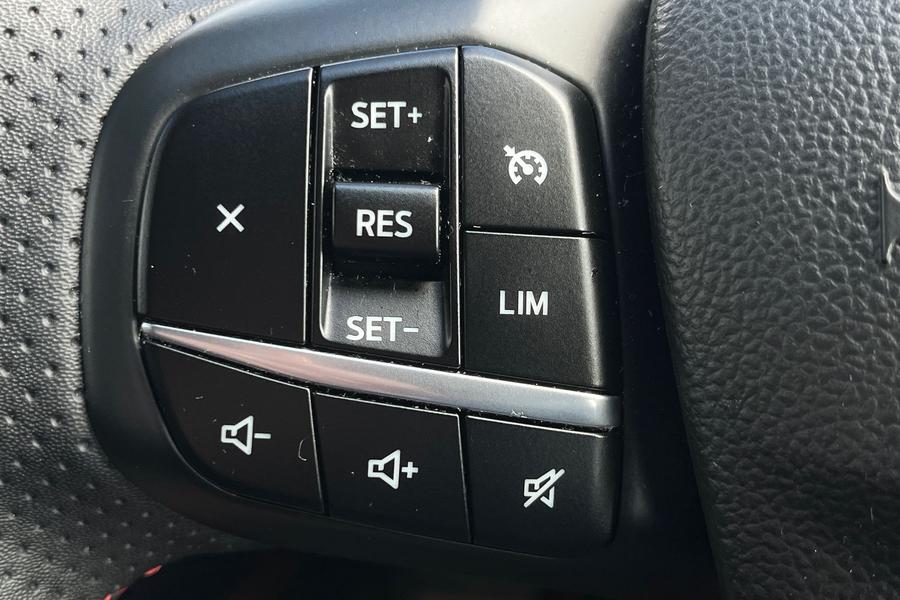 Ford KUGA Photo autoimg-6bc35b64a7b61470aaccc449031f2410393f32e4.jpg