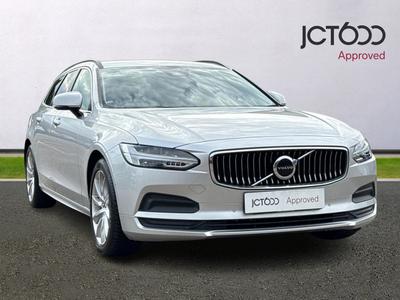 2022 VOLVO V90 2.0 B4 MHEV Momentum Estate 5dr Diesel Hybrid Auto Euro 6 (s/s) (197 ps) at JCT600