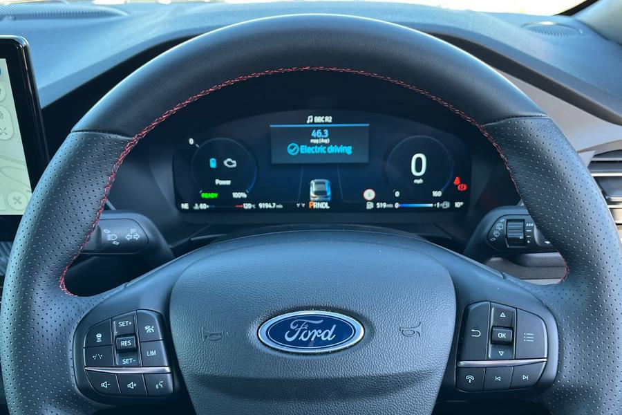 Ford KUGA Photo autoimg-6bc836251a09b1707ce083471a720a178e21e2ac.jpg