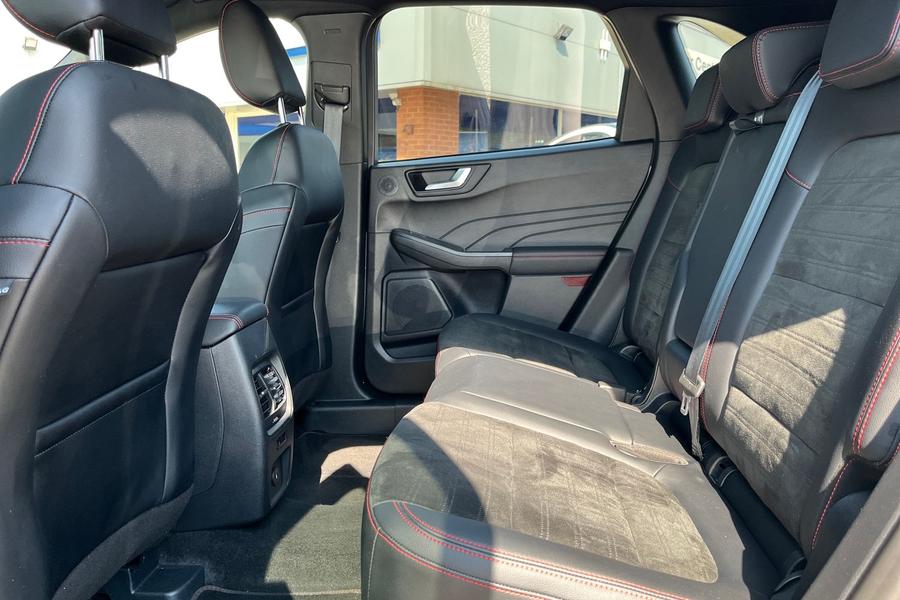 Ford Kuga Photo autoimg-6bcb40e59370c5758556e0b48140622f8777dc52.jpg