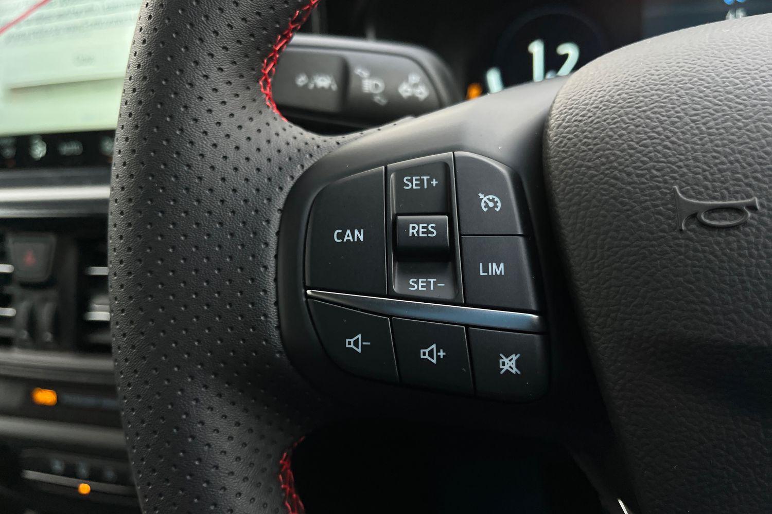 Ford FOCUS Photo 25