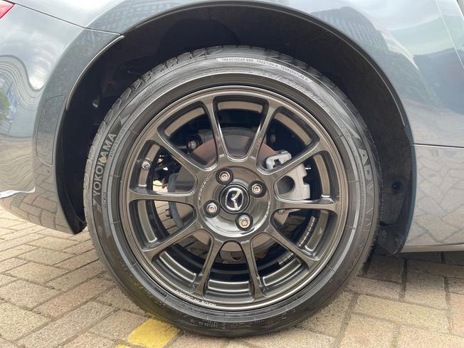 MAZDA MX-5 Photo 26