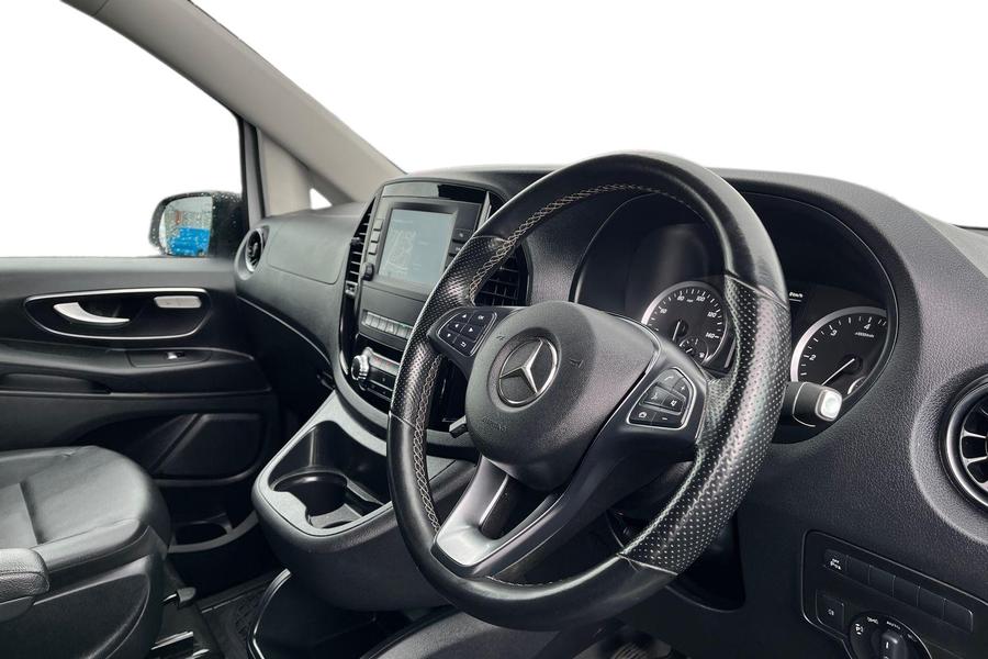Mercedes-Benz VITO Photo autoimg-6bd1b6f0c753fd12fe693c8c3c372adf7eeef396.jpg
