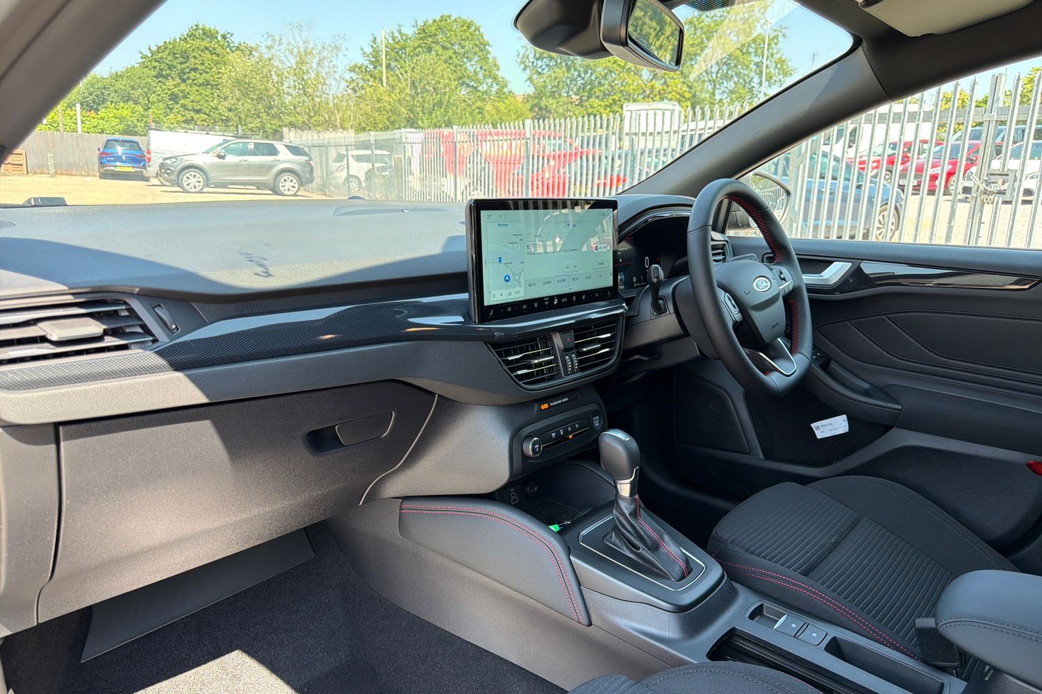 Ford Focus Photo 17