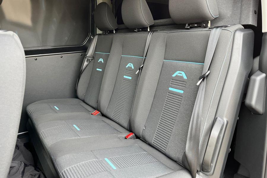 Ford Transit Connect Photo autoimg-6bd50b3a9c6a2eb6346e55d5e09c035ab45f6bfd.jpg