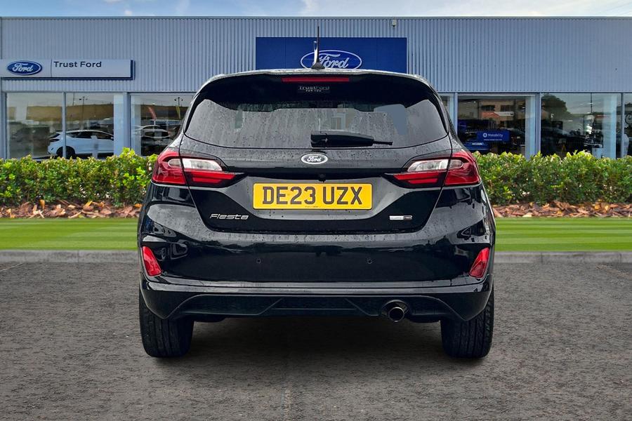 Ford FIESTA Photo autoimg-6bd7e506286f25061d9aaaa3bf9795220a140499.jpg