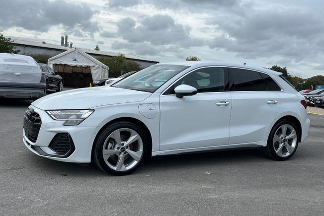 AUDI  A3 Sportback Photo 57