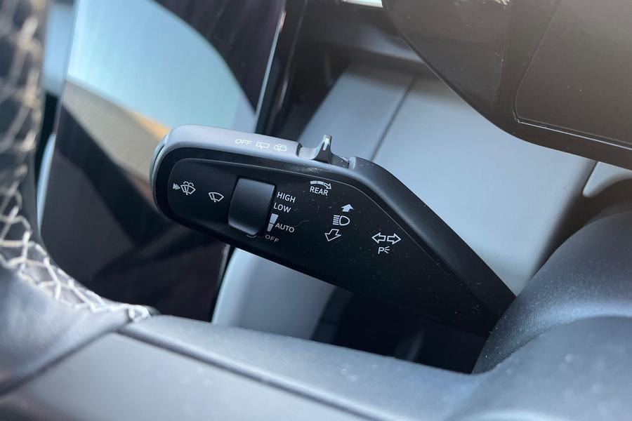 Ford Explorer Photo autoimg-6bd93ae55711134c8822b173d344ab38207bef82.jpg