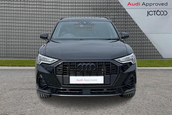AUDI Q3 Photo 8