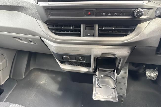 VOLKSWAGEN Transporter Photo 45