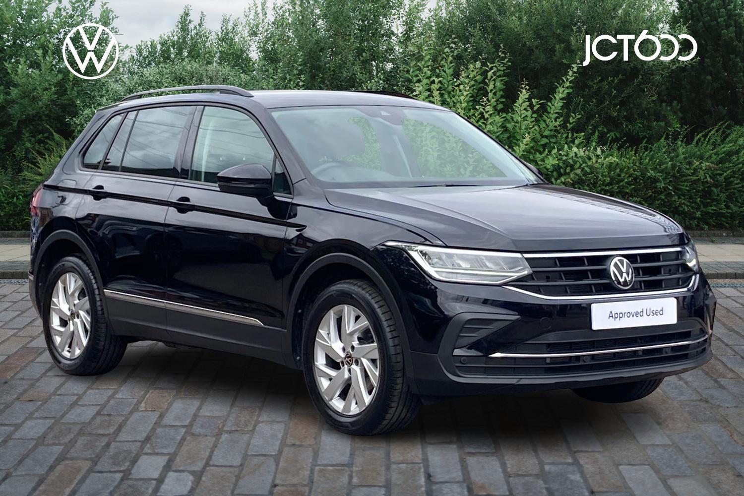 2022 VOLKSWAGEN Tiguan 1.5 TSI 150 Life 5dr DSG 25 860 5 089