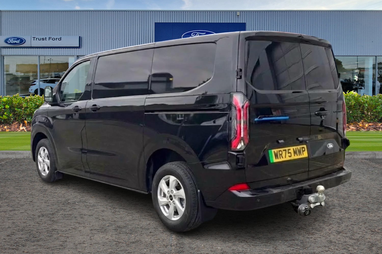 Ford TRANSIT CUSTOM Photo 1
