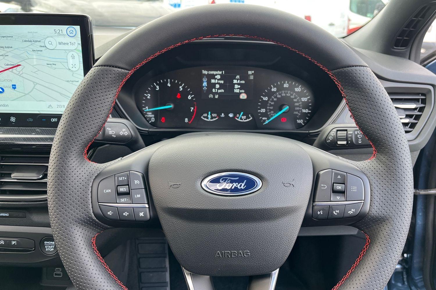 Ford Focus Photo 11