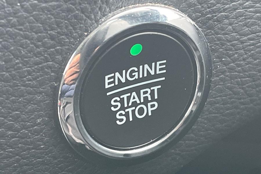 Ford GALAXY Photo autoimg-6bff64dd96a77f69c5f8f2b60b7f5bb4e335eba9.jpg