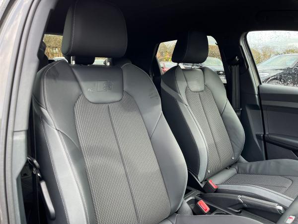 Audi A1 Photo autoimg-6c06178b773e865e64f1ea86db079015b050f362.jpg