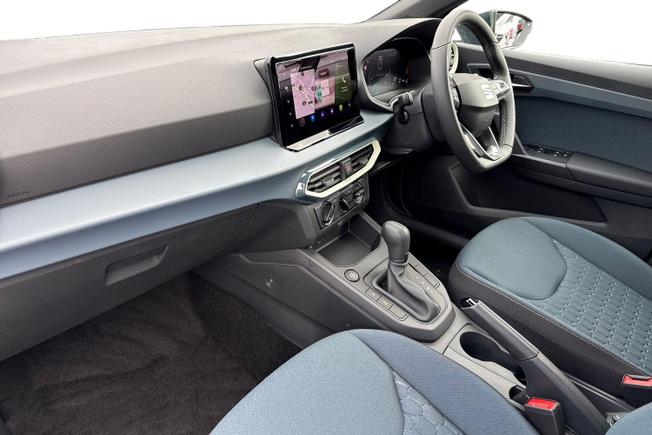 SEAT Ibiza Photo 2