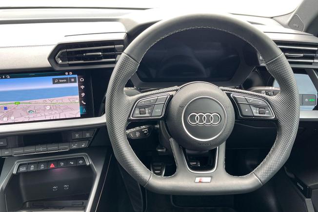 AUDI A3 Photo 11