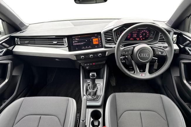 AUDI A1 Photo 10