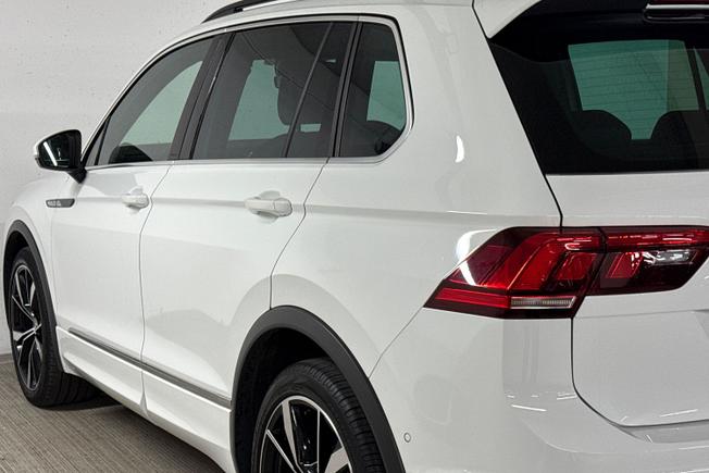 VOLKSWAGEN Tiguan Photo 35