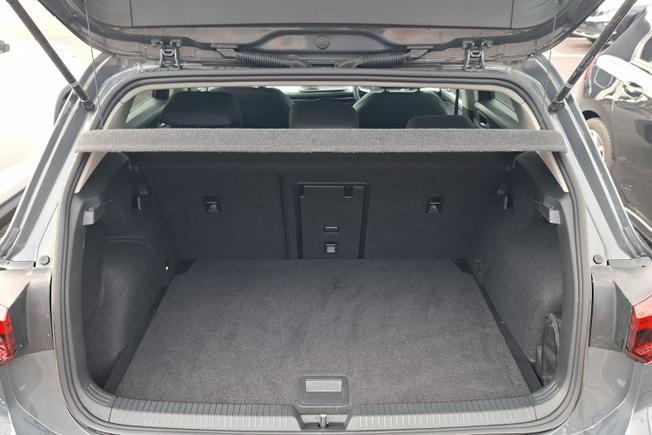 VOLKSWAGEN Golf Photo 12