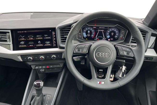 Audi A1 Photo 11