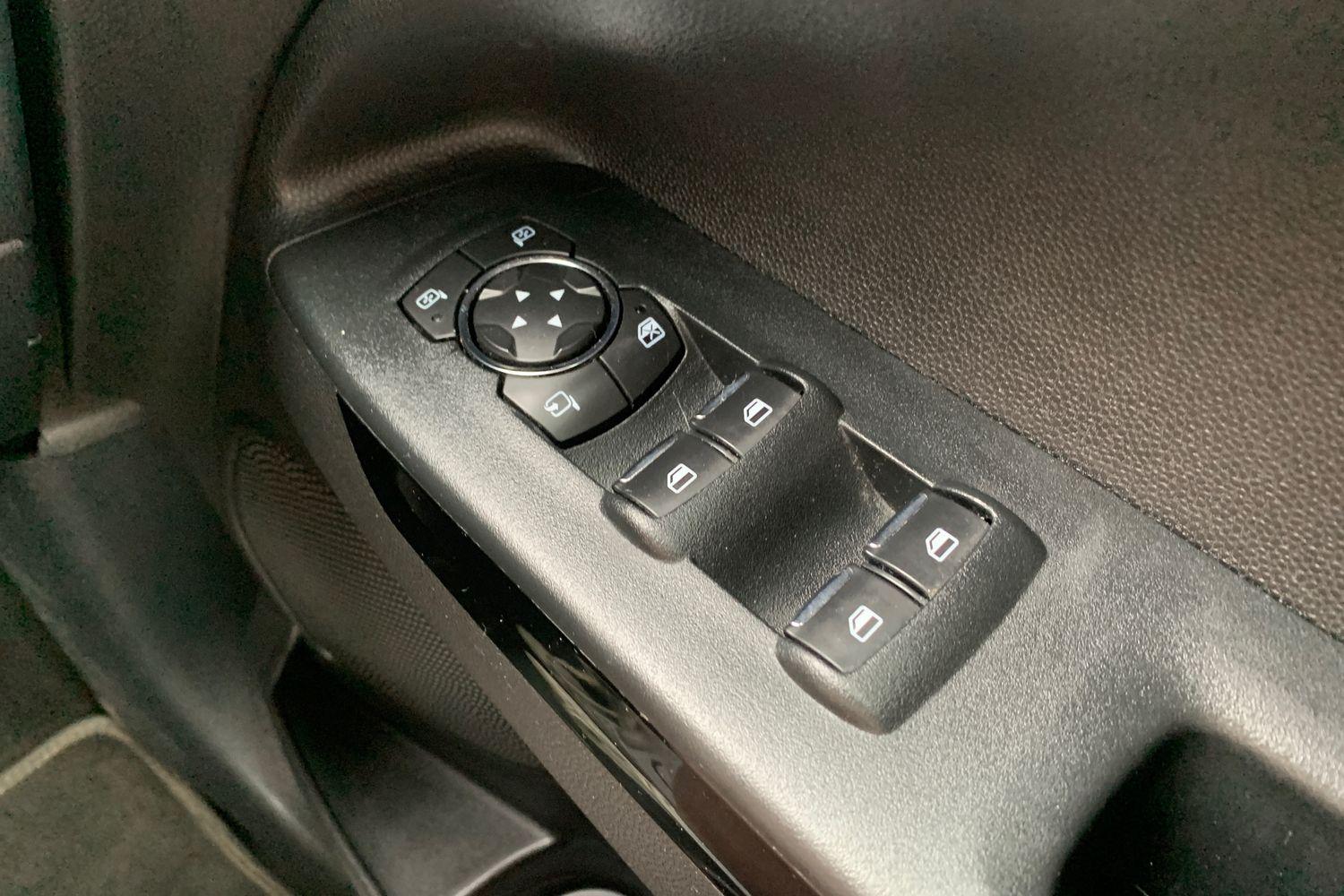 2019 Ford EcoSport 1.0T 125PS Titanium in Blue with 60K - vehicle photo 18 for sale on PureCar