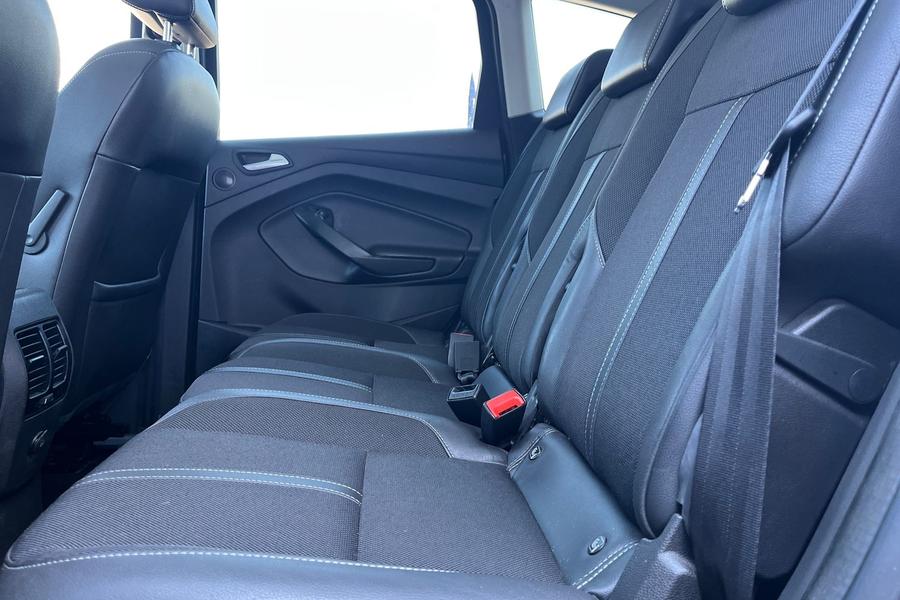 Ford C-MAX Photo autoimg-6c1afefa730138a4b83e0e6928688d64fe0af0e2.jpg