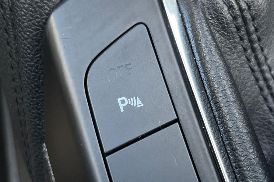 Ford Kuga Photo autoimg-6c1de1a3a7947bdb452d22a818ed5a2a66d8ddd4.jpg