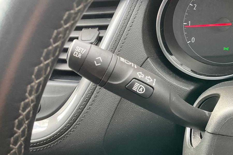 Vauxhall GRANDLAND X Photo autoimg-6c21e08b3699fcca2f7985cf058d4e0da13cb8e3.jpg
