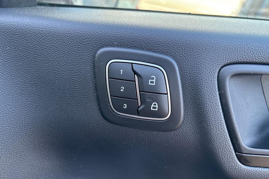 Ford KUGA Photo autoimg-6c22b8fdde0f4774e922324d84c0d73b156bc490.jpg