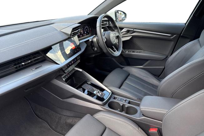 AUDI A3 Photo 2