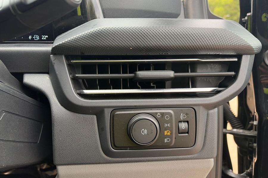 Ford TRANSIT CUSTOM Photo autoimg-6c2d0deff8a673c37752f64d92b5fd8b29b07162.jpg
